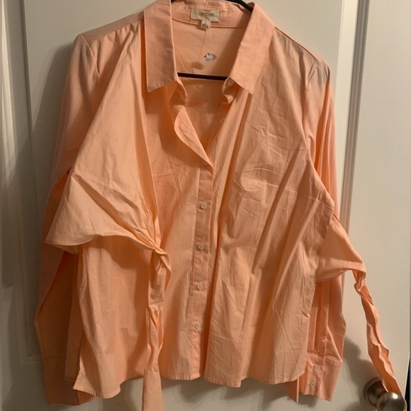 Long Sleeve Peach Dress shirt with Bow tie, NWOT. Size Large - Picture 2 of 2